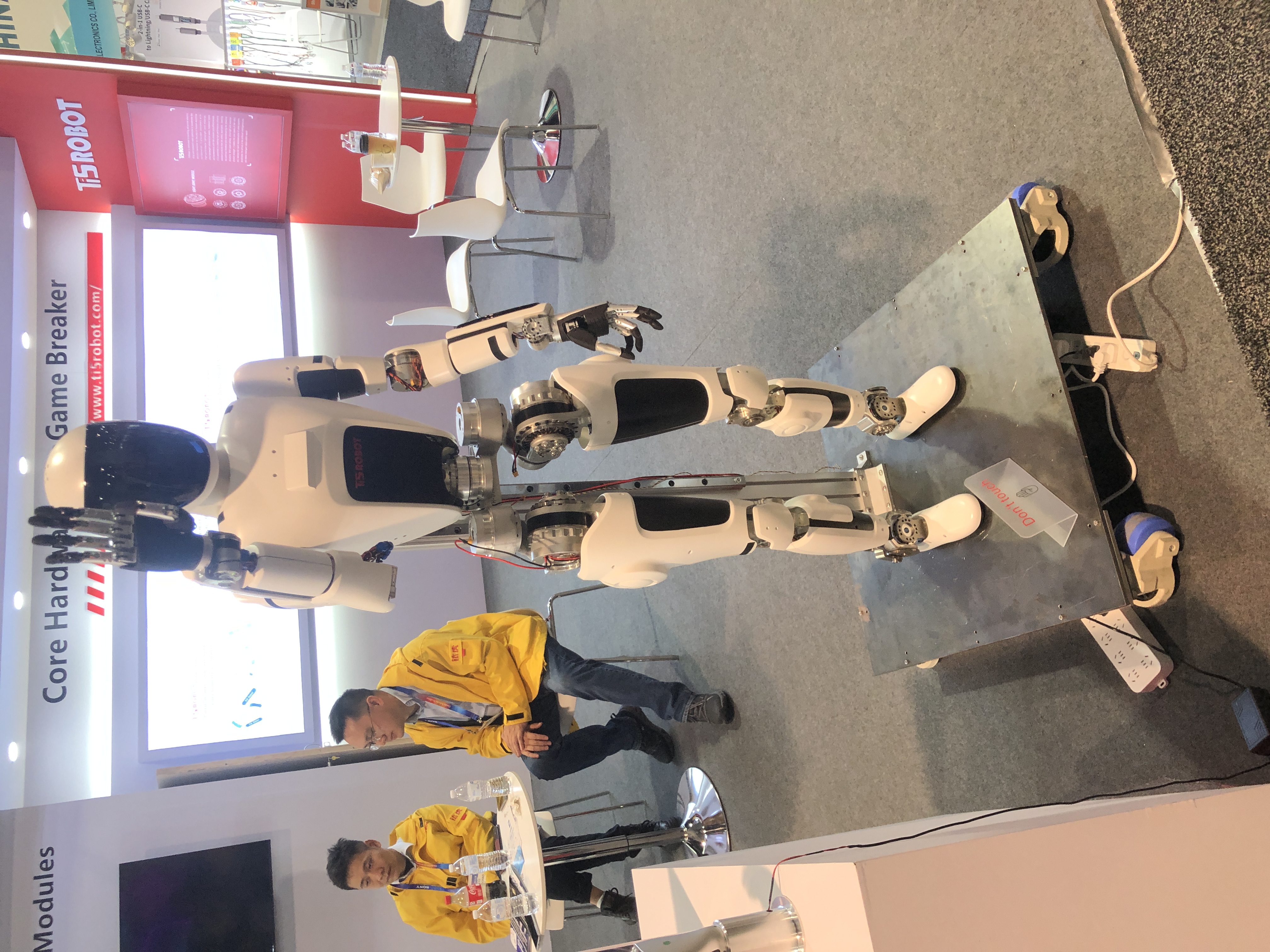 Ti5 Robot